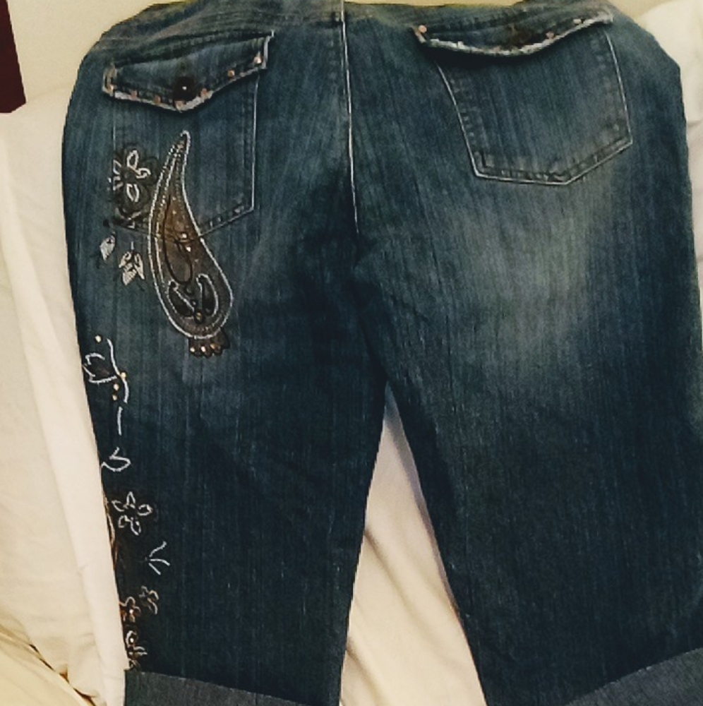 Embroidered Blue Jean capris
